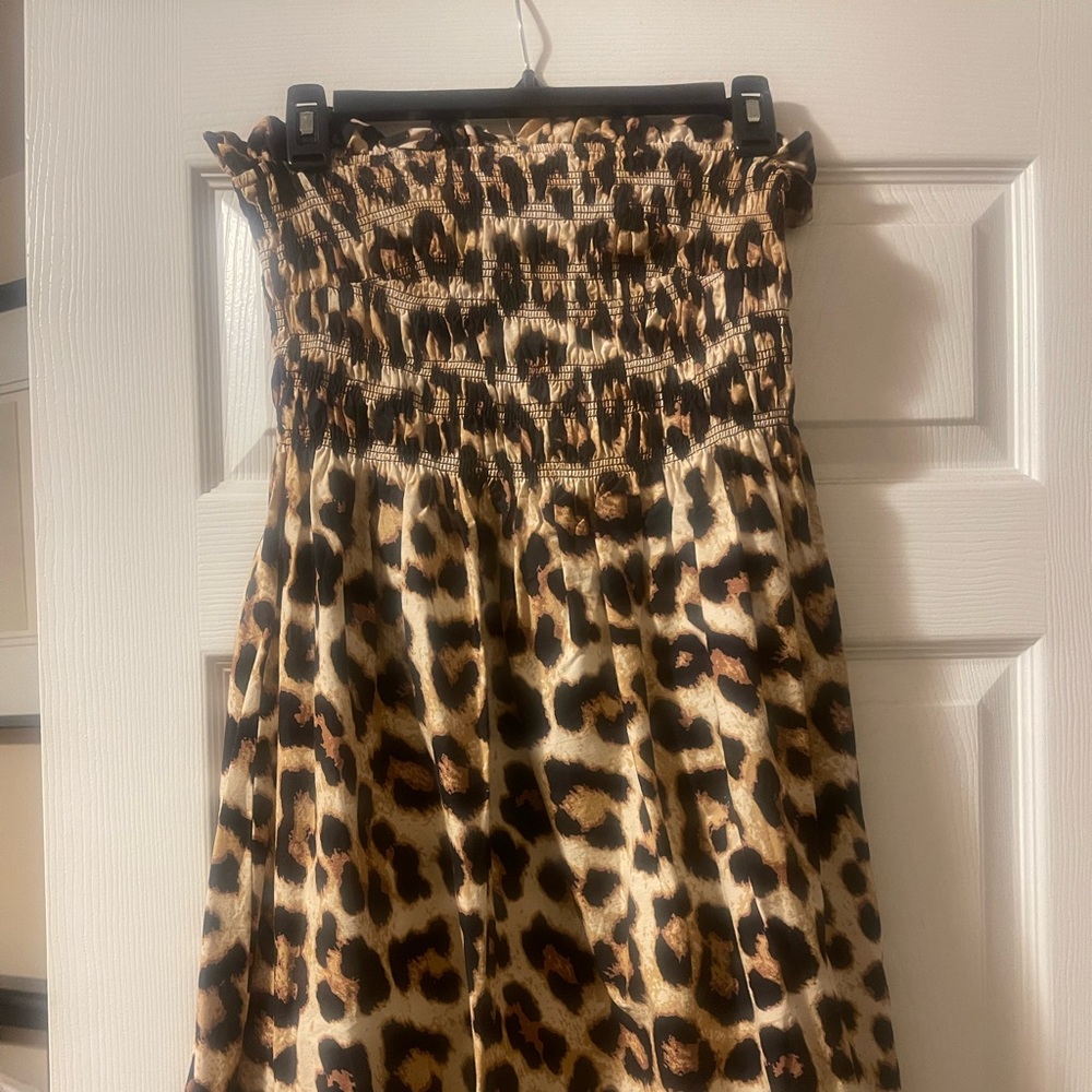 H&M strapless animal print dress